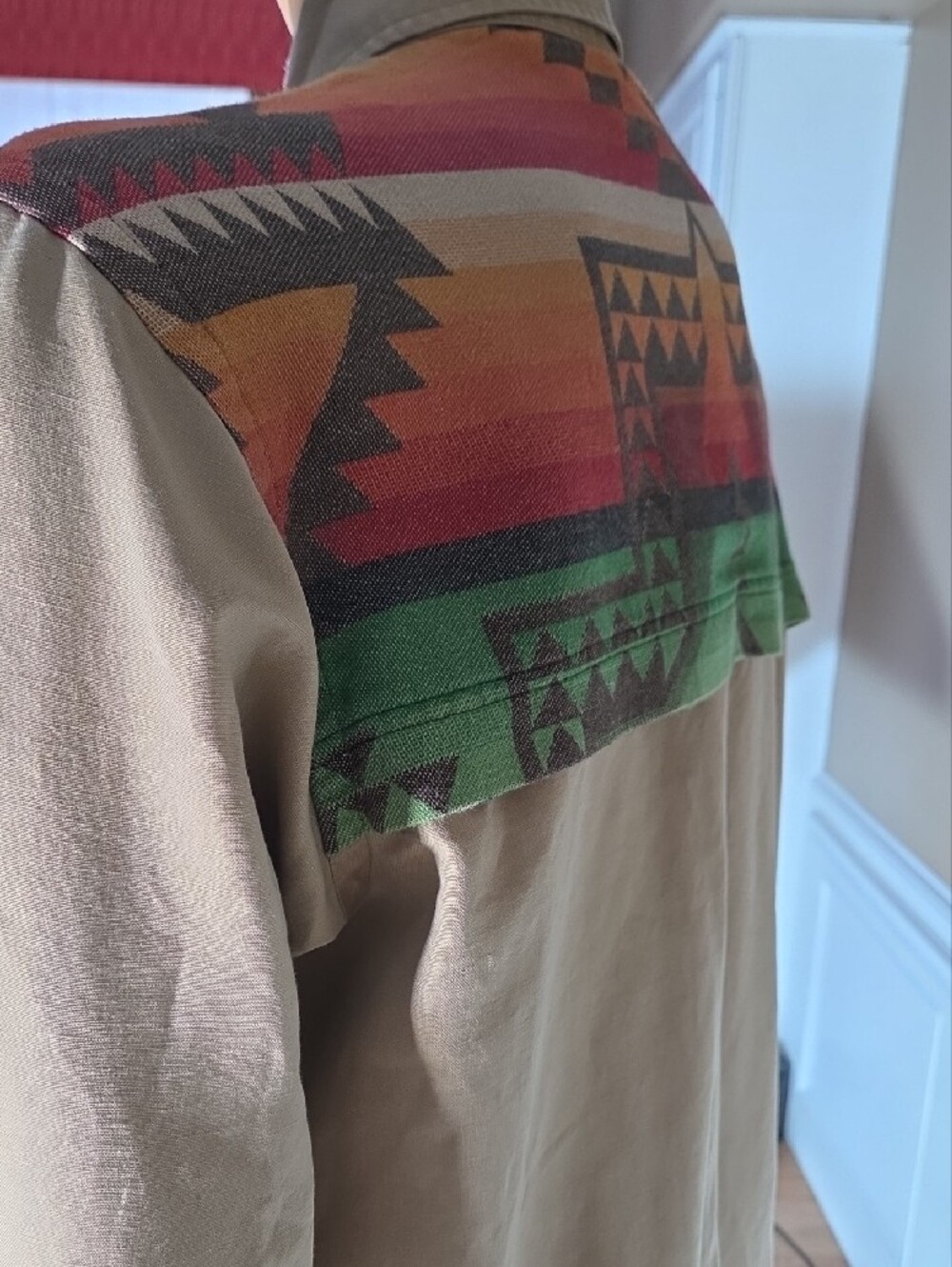 Polo by Ralph Lauren Rare VINTAGE Tan with Multicolor Aztec Yoke - Picture 4 of 7